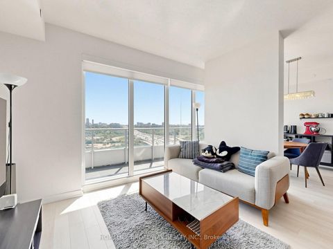 Photo 8 at 1702 - 117 Mcmahon Drive, Bayview Village, Toronto