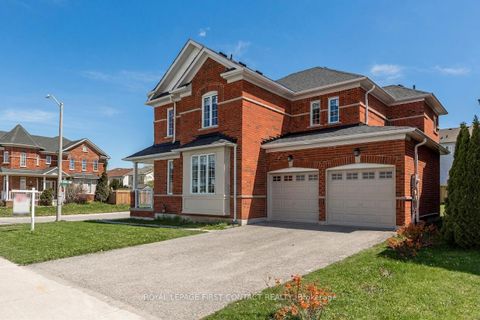Photo 0 at 1 Griffin Gate, Shore, Barrie