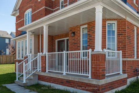 Photo 3 at 1 Griffin Gate, Shore, Barrie