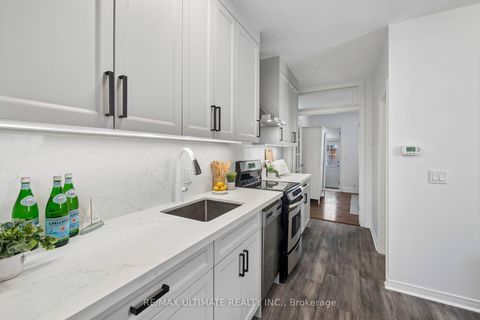 Photo 16 at 132 Hanson Street, Woodbine Corridor, Toronto