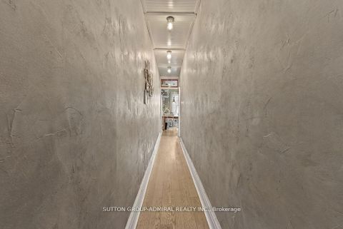 Photo 18 at 40 Claremont Street, Bellwoods, Toronto