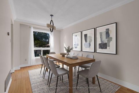 Photo 3 at 242 Browning Trail, Letitia Heights, Barrie