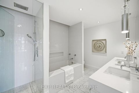 Photo 18 at B - 188 Lippincott Street, University, Toronto