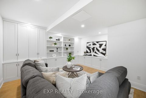 Photo 25 at B - 188 Lippincott Street, University, Toronto