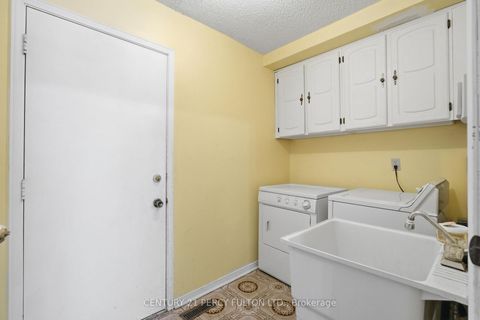 Photo 20 at 208 Conley Street, Lakeview Estates, Vaughan