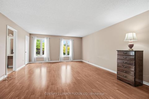 Photo 23 at 208 Conley Street, Lakeview Estates, Vaughan
