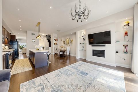 Photo 5 at 30 Hesperus Road, Patterson, Vaughan
