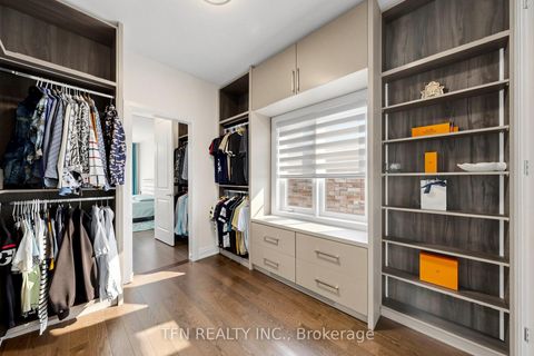 Photo 14 at 30 Hesperus Road, Patterson, Vaughan