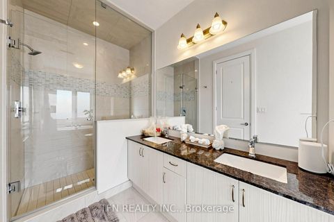 Photo 17 at 30 Hesperus Road, Patterson, Vaughan