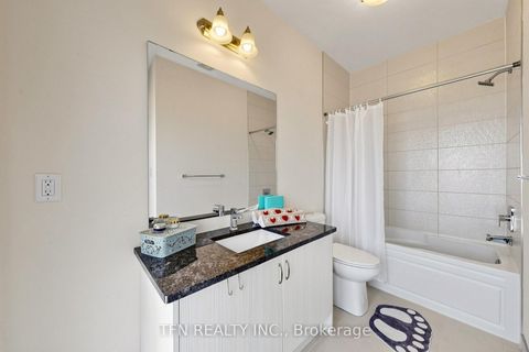 Photo 19 at 30 Hesperus Road, Patterson, Vaughan