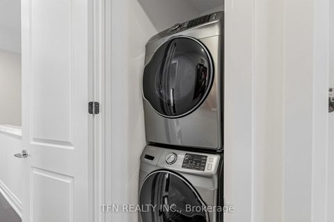 Photo 23 at 30 Hesperus Road, Patterson, Vaughan