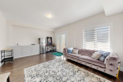 Photo 24 at 30 Hesperus Road, Patterson, Vaughan