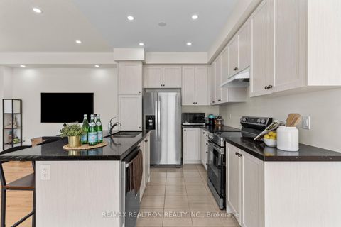Photo 8 at 988 Grosbeak Trail, Rural Pickering, Pickering