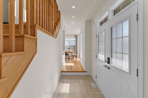 Photo 11 at 988 Grosbeak Trail, Rural Pickering, Pickering