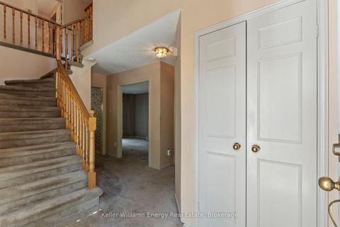 Photo 4 at 62 Mccallum Drive, North Richvale, Richmond Hill