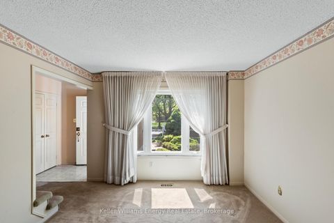 Photo 9 at 62 Mccallum Drive, North Richvale, Richmond Hill