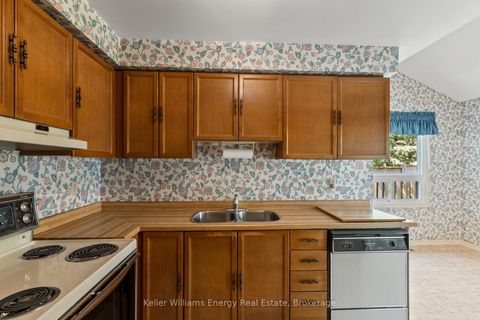 Photo 14 at 62 Mccallum Drive, North Richvale, Richmond Hill