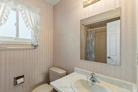 Photo 23 at 62 Mccallum Drive, North Richvale, Richmond Hill