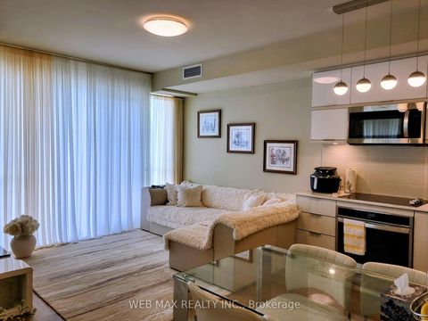 Photo 14 at 911 - 10 Deerlick Court, Donalda, Toronto