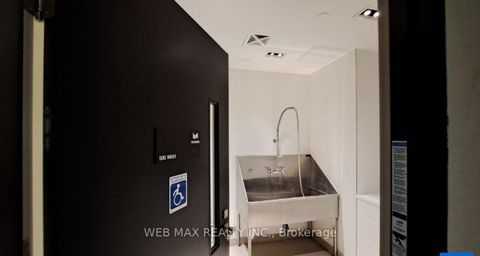 Photo 38 at 911 - 10 Deerlick Court, Donalda, Toronto