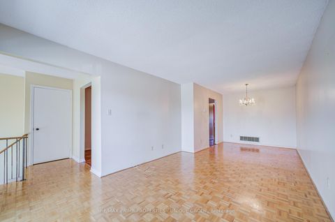 Photo 5 at 9 Capstan Court, Jane Heights, Toronto