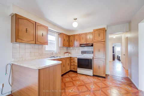 Photo 18 at 9 Capstan Court, Jane Heights, Toronto