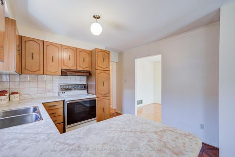 Photo 19 at 9 Capstan Court, Jane Heights, Toronto