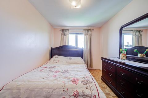 Photo 25 at 9 Capstan Court, Jane Heights, Toronto