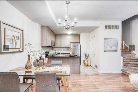 Photo 4 at 07 - 21 Coneflower Crescent, Branson, Toronto