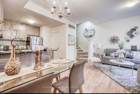 Photo 5 at 07 - 21 Coneflower Crescent, Branson, Toronto
