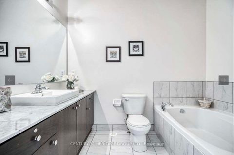 Photo 15 at 07 - 21 Coneflower Crescent, Branson, Toronto