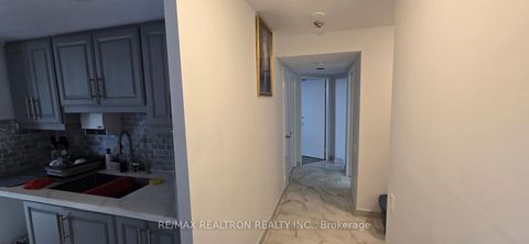 Photo 4 at 806 - 2466 Eglinton Avenue E, Eglinton East, Toronto