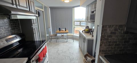 Photo 11 at 806 - 2466 Eglinton Avenue E, Eglinton East, Toronto