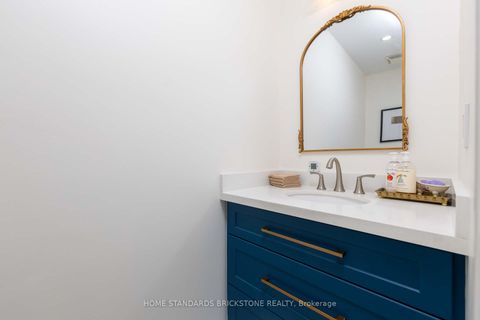 Photo 22 at 139 Pinewood Drive, Yorkhill, Vaughan