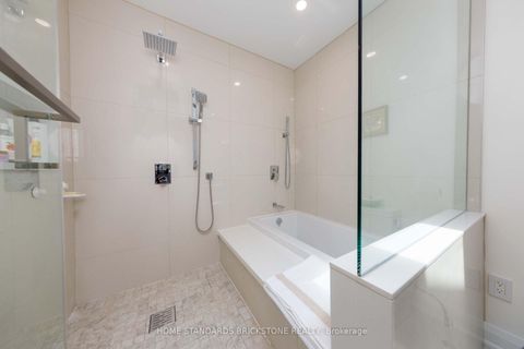 Photo 31 at 139 Pinewood Drive, Yorkhill, Vaughan