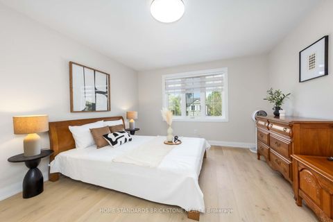 Photo 35 at 139 Pinewood Drive, Yorkhill, Vaughan