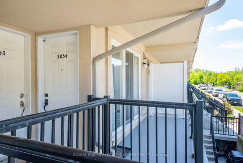 Photo 2 at 2054 - 3041 Finch Avenue W, Humbermede, Toronto