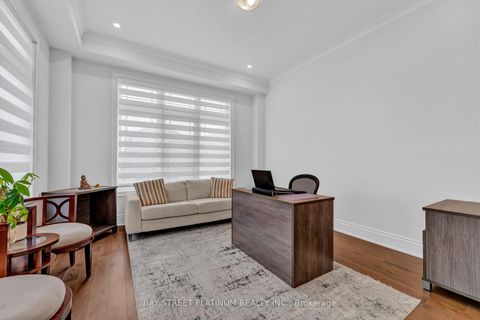Photo 10 at 18 Woodgate Pines Drive, Kleinburg, Vaughan