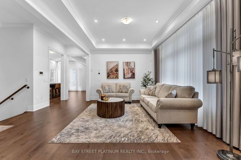 Photo 12 at 18 Woodgate Pines Drive, Kleinburg, Vaughan