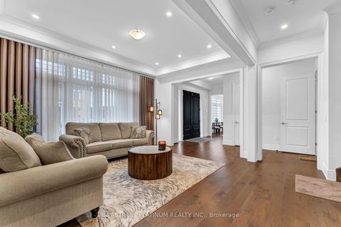 Photo 14 at 18 Woodgate Pines Drive, Kleinburg, Vaughan