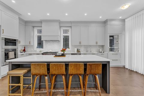 Photo 18 at 18 Woodgate Pines Drive, Kleinburg, Vaughan