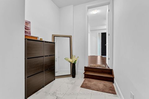 Photo 26 at 18 Woodgate Pines Drive, Kleinburg, Vaughan