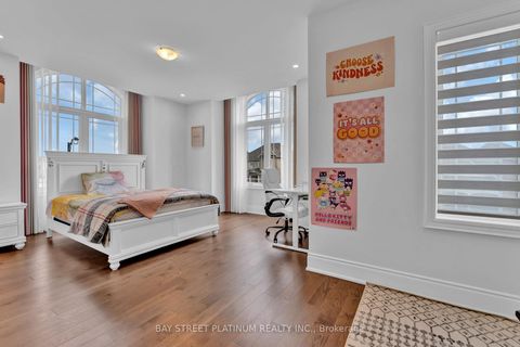 Photo 41 at 18 Woodgate Pines Drive, Kleinburg, Vaughan