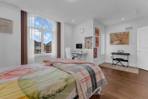 Photo 42 at 18 Woodgate Pines Drive, Kleinburg, Vaughan