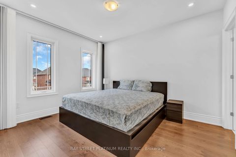 Photo 46 at 18 Woodgate Pines Drive, Kleinburg, Vaughan