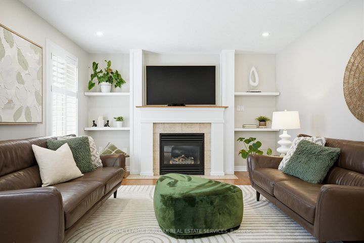 Photo 13 at 36 Wiltshire Place, Meadowlands, Hamilton