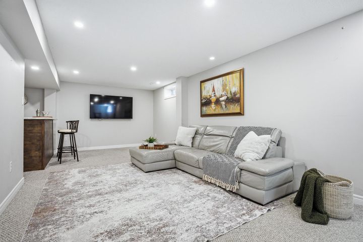 Photo 33 at 36 Wiltshire Place, Meadowlands, Hamilton