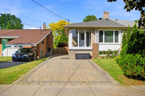 Photo 2 at 270 Roywood Drive, Donalda, Toronto