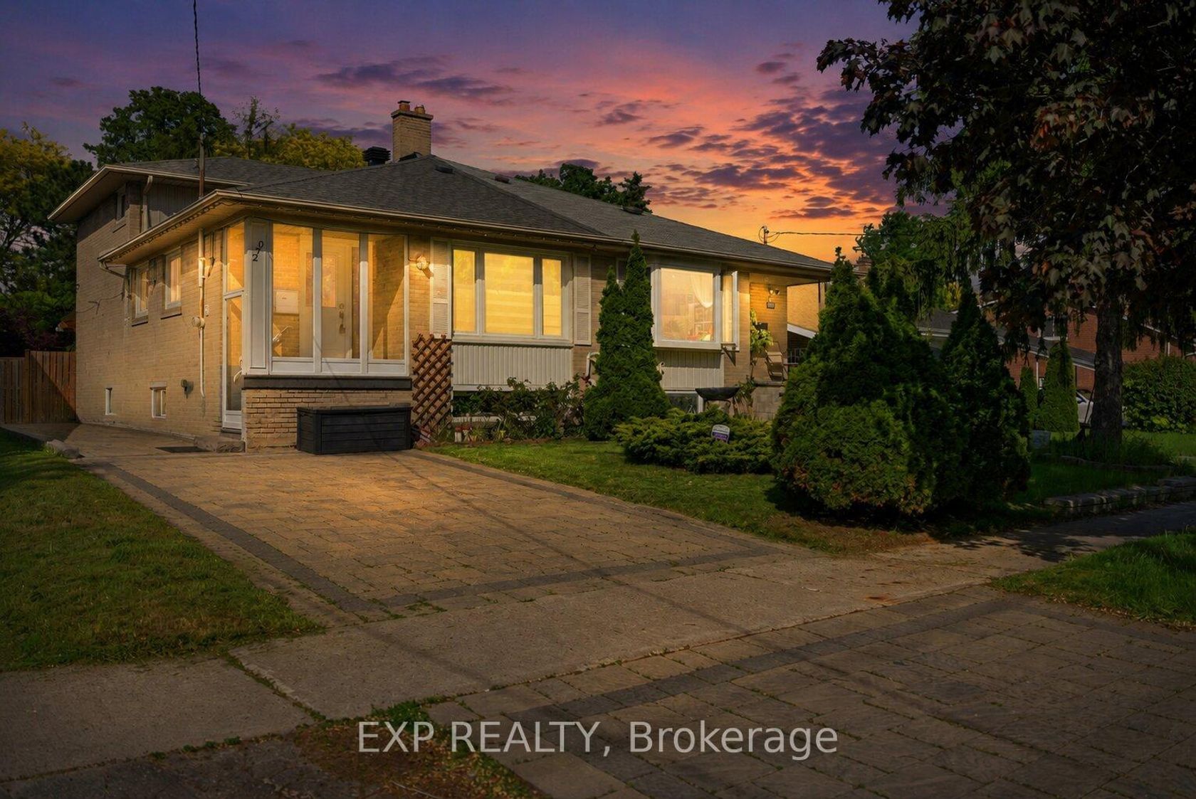 270 Roywood Drive, Donalda, Toronto photo 2