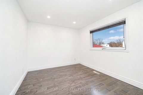 Photo 21 at 35 Tillbrook Court, Malvern, Toronto